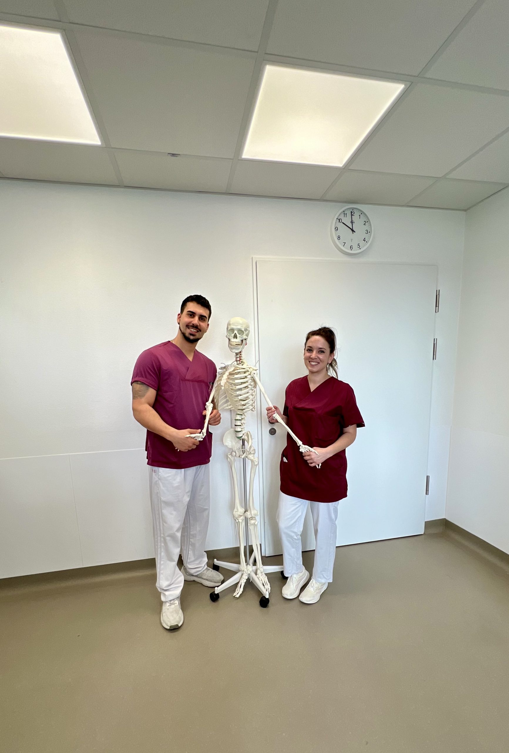 Como é realmente o turno da manhã de um enfermeiro na Alemanha em 2026? Rotina na ortopedia e traumatologia